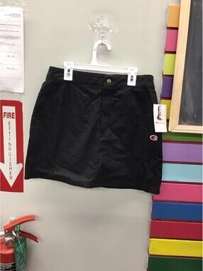 Champion women’s mini skirt size 6 black women new from JCPenney